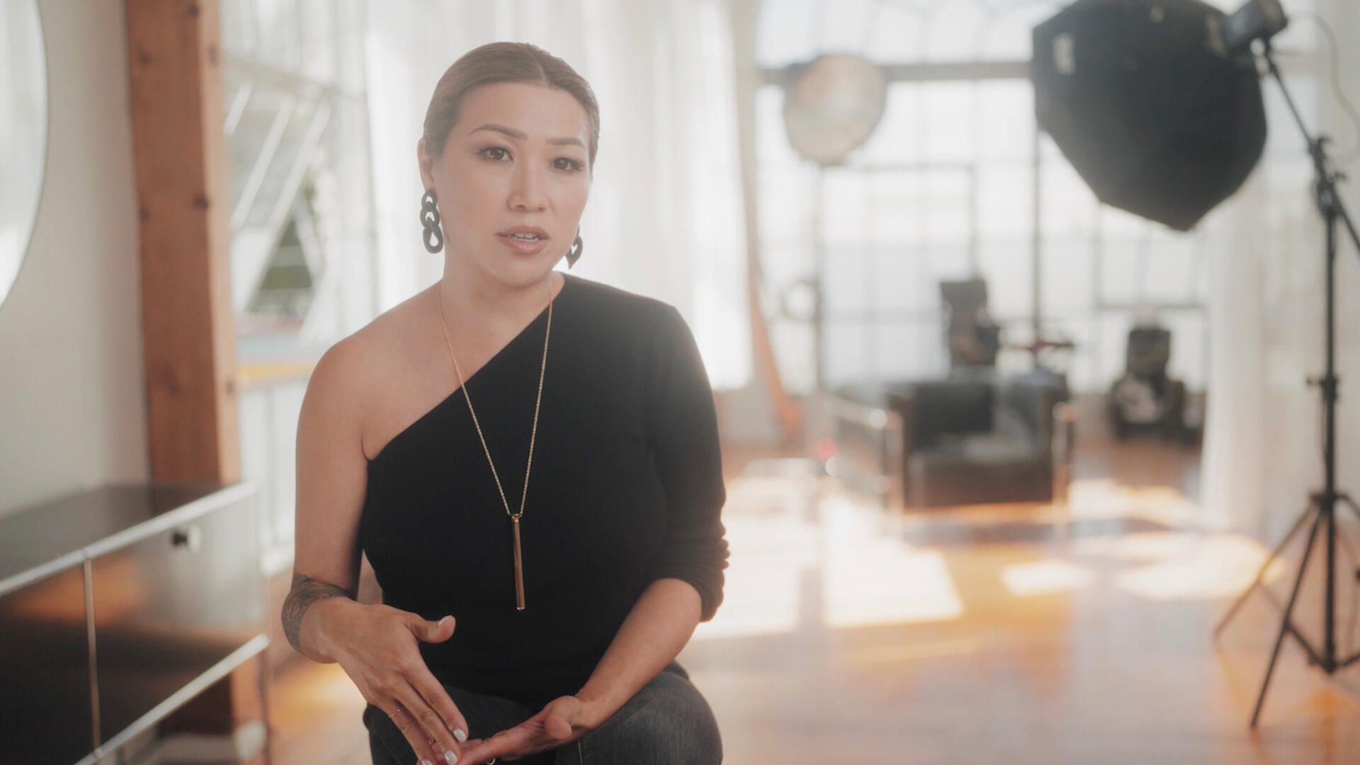 Executive, Production Designed Photo Set BG